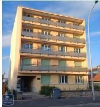  Appartement à louer 4 pièces 77 m²
