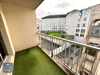  Appartement à louer 2 pièces 53 m²
