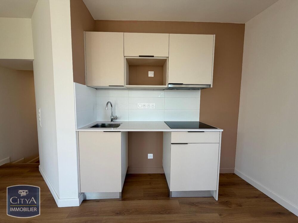 location Appartement - 4 pièce(s) - 90 m² Vichy (03200)