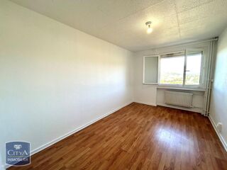  Appartement à louer 3 pièces 61 m²