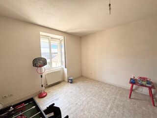  Appartement à louer 3 pièces 68 m²