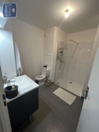  Appartement à louer 2 pièces 43 m²