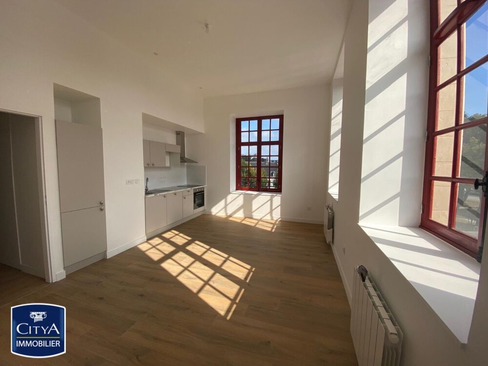 location Appartement - 3 pièce(s) - 80 m² Valenciennes (59300)