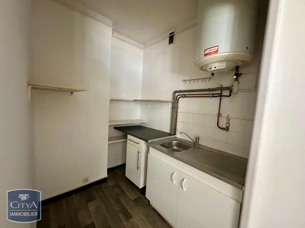 À LOUER : Appartement T1 situé dans la charmante ville d....