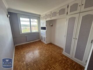  Appartement à louer 3 pièces 61 m²