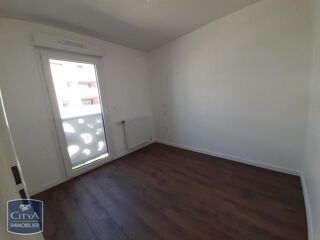  Appartement à louer 3 pièces 61 m²