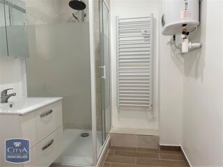  Appartement à louer 3 pièces 57 m²