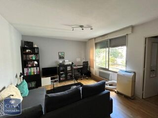  Appartement à louer 2 pièces 35 m²