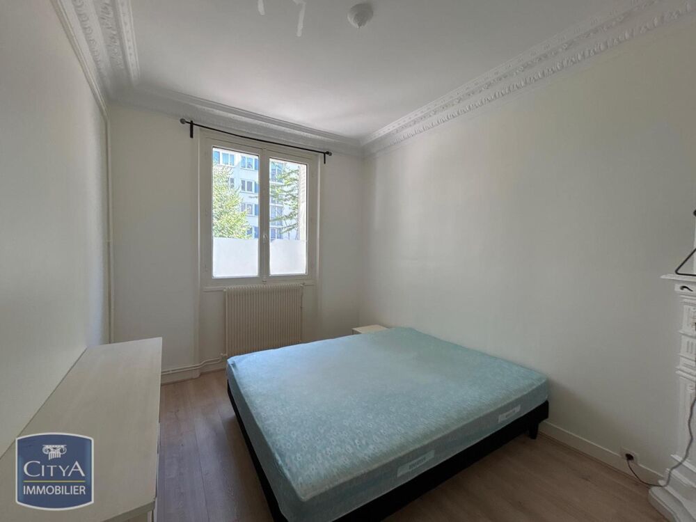location Appartement - 2 pièce(s) - 42 m² Paris 18