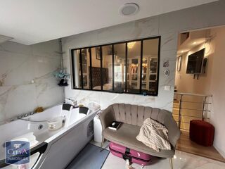  Maison à louer 4 pièces 140 m²