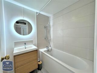  Appartement à louer 3 pièces 58 m²