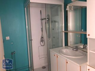  Appartement à louer 3 pièces 56 m²