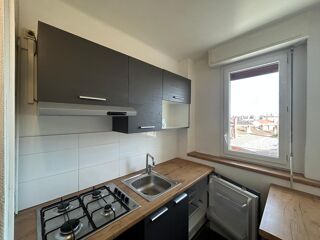  Appartement à louer 3 pièces 53 m²