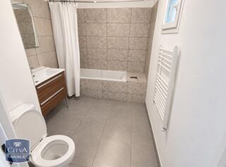  Appartement à louer 2 pièces 46 m²