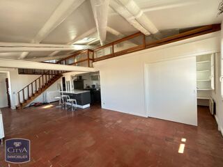  Appartement à louer 2 pièces 67 m²