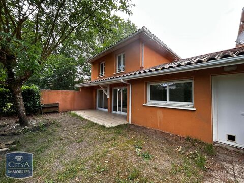   Location Maison Maison - 4 pi�ce(s) - 102 m�