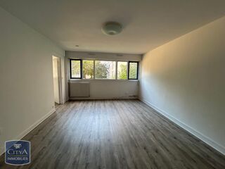  Appartement à louer 1 pièce 32 m²