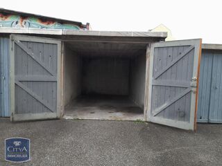  Parking / Garage � louer 