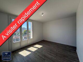  Appartement à louer 3 pièces 55 m²