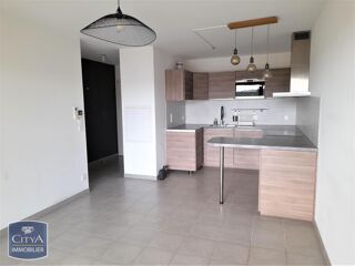  Appartement à louer 3 pièces 57 m²