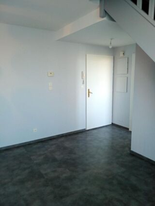  Appartement � louer 4 pi�ces 72 m�