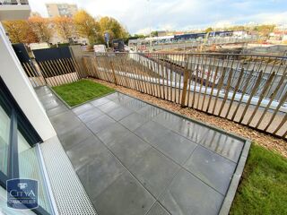  Appartement à louer 2 pièces 42 m²
