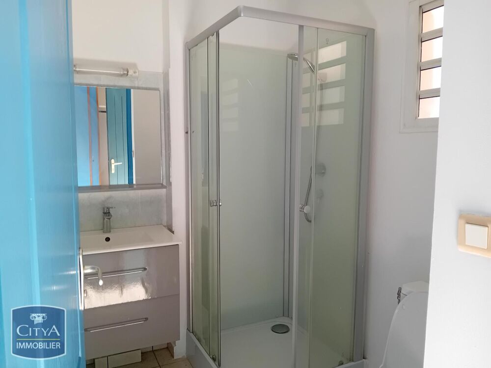 location Appartement - 1 pièce(s) - 21 m² Le Tampon (97430)