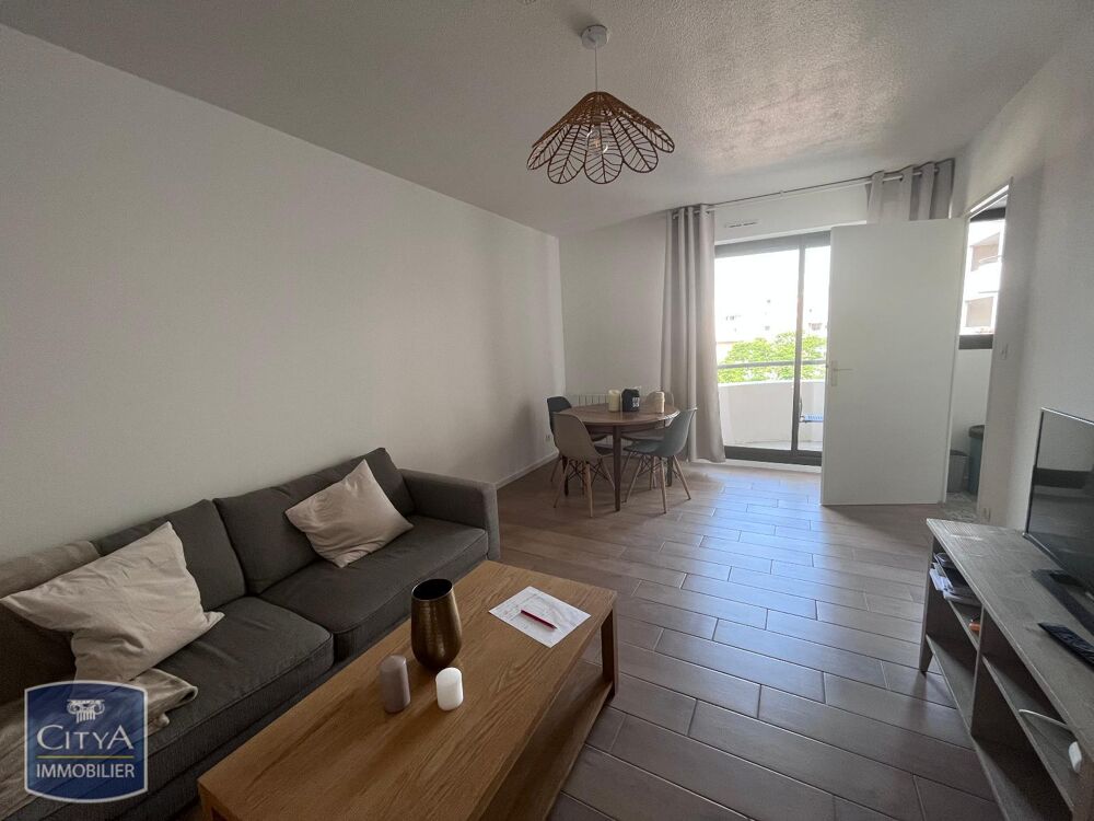 location Appartement - 2 pièce(s) - 55 m² Lyon 8