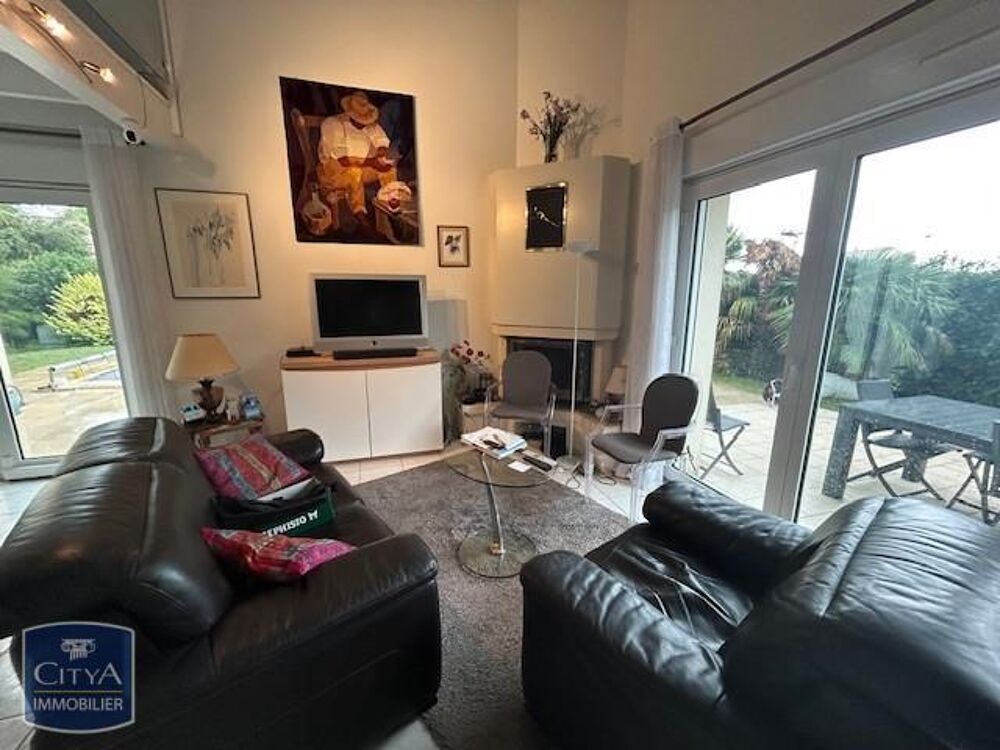 location Maison - 5 pièce(s) - 114 m² Vaux-sur-Mer (17640)