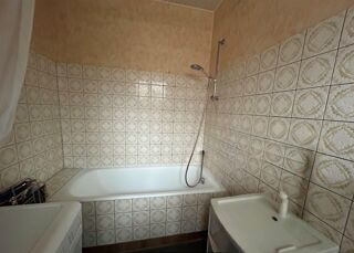  Appartement à louer 3 pièces 89 m²