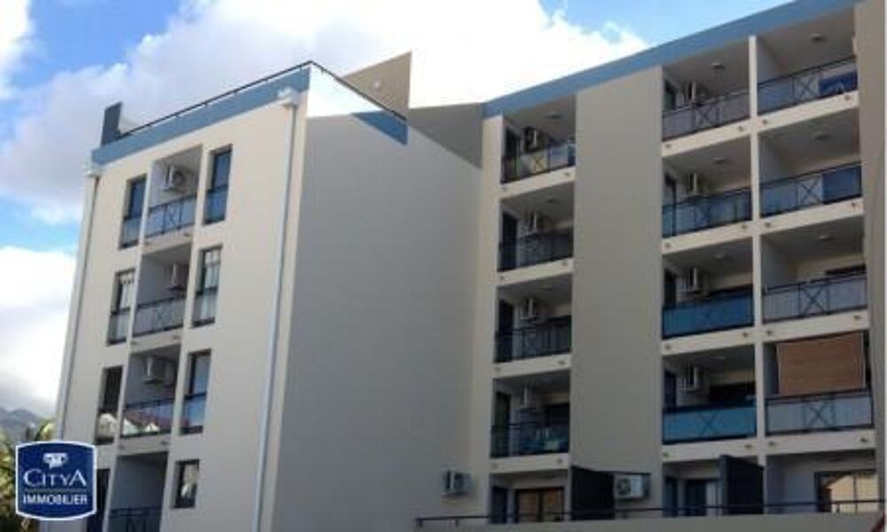 location Appartement - 2 pièce(s) - 30 m² Sainte-Clotilde (97490)