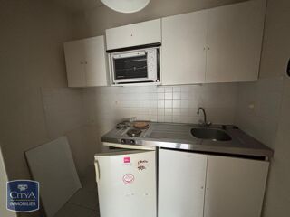 Appartement à louer 1 pièce 28 m²