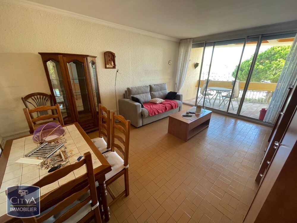 EXCLUSIVITÉ - APPARTEMENT 1 PIÈCE AVEC TERRASSE/ A L'ANN....