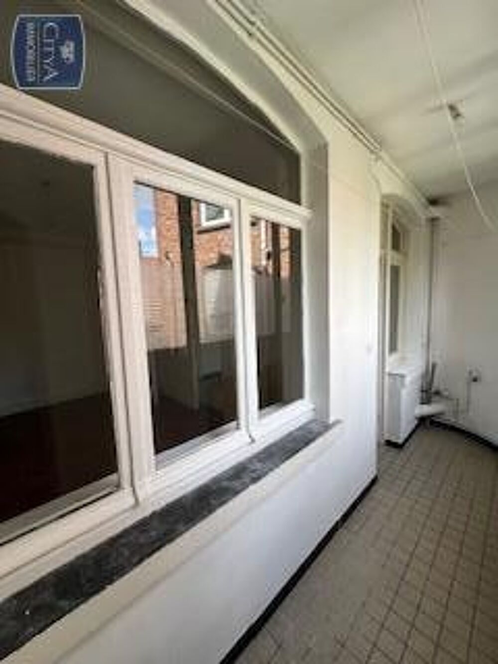 À LOUER - APPARTEMENT T2 À LILLE Situé à Lille Moulins, ....