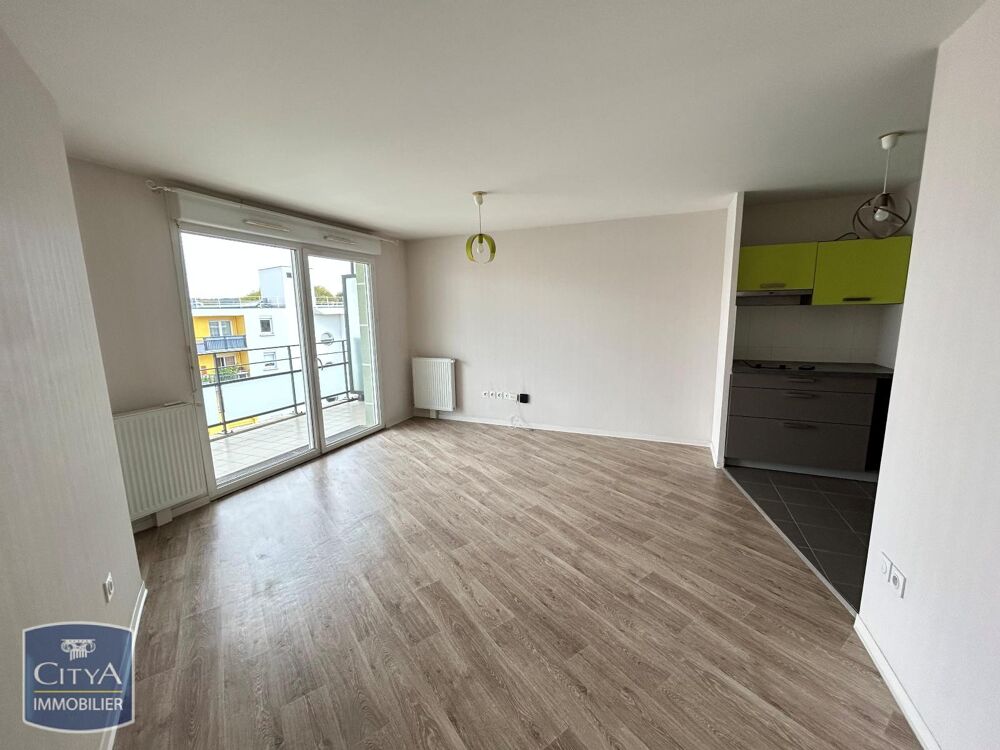 Saint-Claude - A louer : Appartement T2 avec balcon A pr....