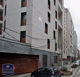  Parking / Garage � louer 
