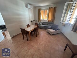  Appartement à louer 3 pièces 60 m²