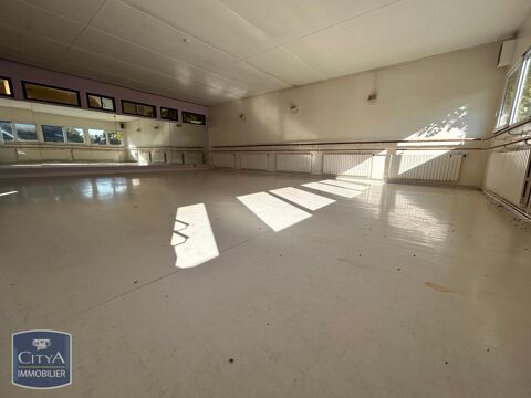  Location / Local Commercial 