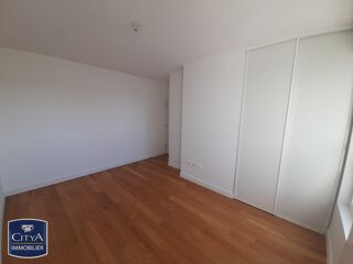 Appartement à louer 2 pièces 55 m²