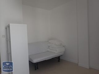  Appartement à louer 1 pièce 22 m²