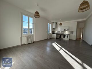  Appartement à louer 3 pièces 66 m²