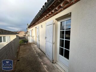  Appartement à louer 3 pièces 55 m²