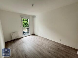  Appartement à louer 2 pièces 42 m²