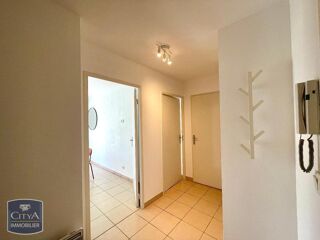  Appartement à louer 2 pièces 43 m²