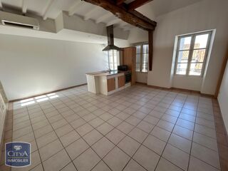  Appartement à louer 4 pièces 67 m²