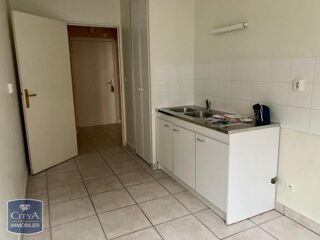  Appartement à louer 3 pièces 65 m²