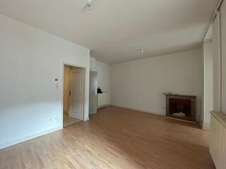  Appartement à louer 3 pièces 58 m²
