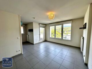  Appartement à louer 1 pièce 34 m²