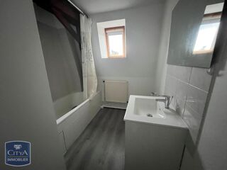  Appartement à louer 3 pièces 74 m²