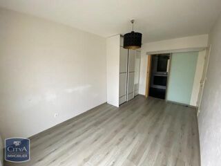  Appartement à louer 2 pièces 59 m²